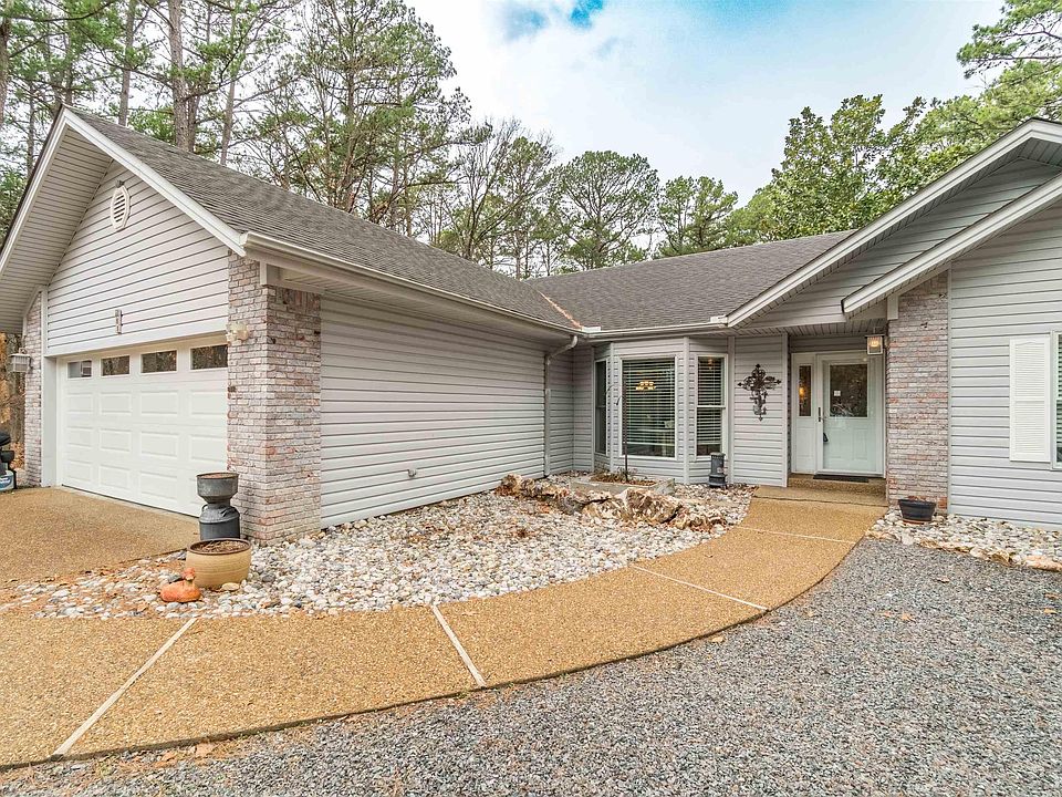 1st image of 8 Fabero Ln