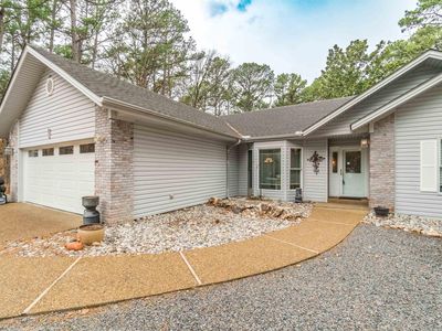 8 Fabero Ln, Hot Springs, AR, 71909