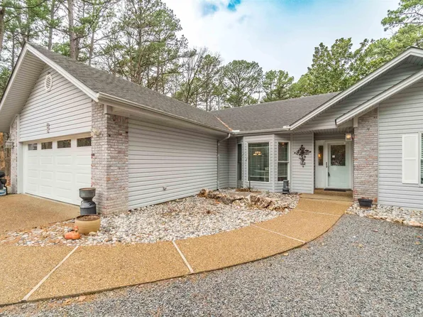 8 Fabero Ln, Hot Springs, AR 71909