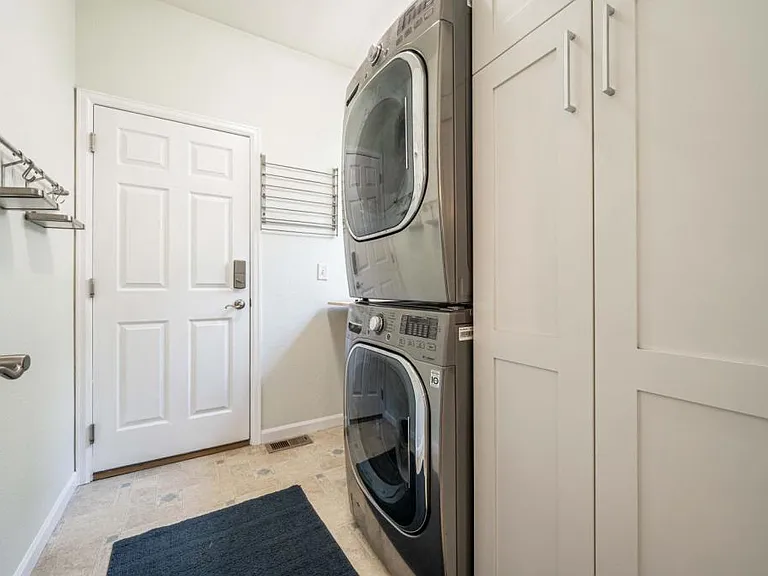4220 Ravenna Pl — Photo 19
