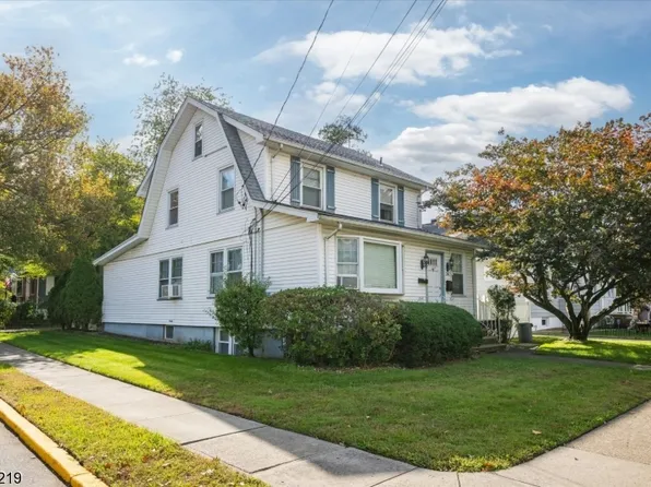 34 Berdan St, Rochelle Park Twp., NJ 07662