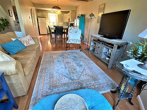 Open Concept Living!