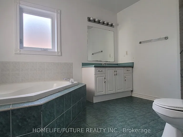 24 Hoake Rd #MAIN SECOND — Photo 18