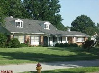 11556 Philmar Ln, Saint Louis, MO 63138