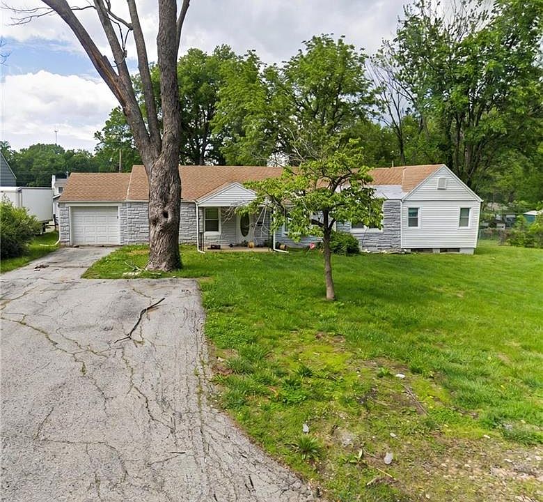 1st image of 9622 Linwood Blvd