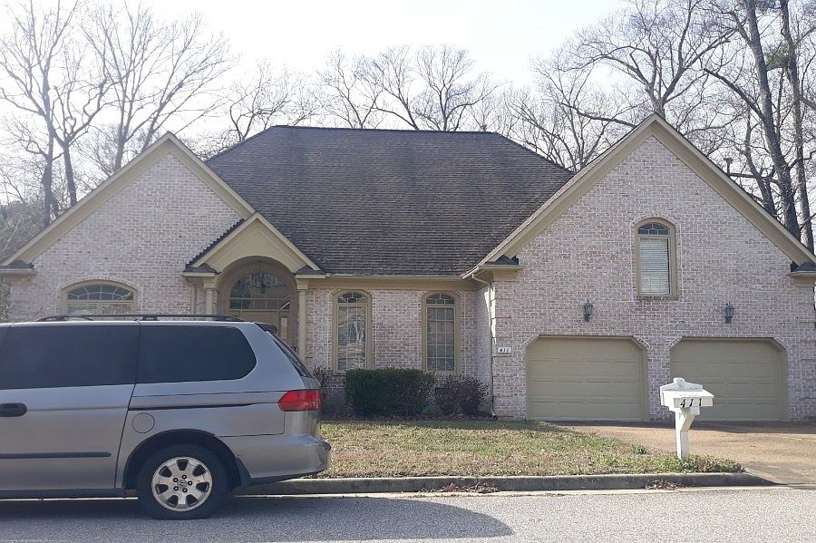 1st image of 411 Richter Ln