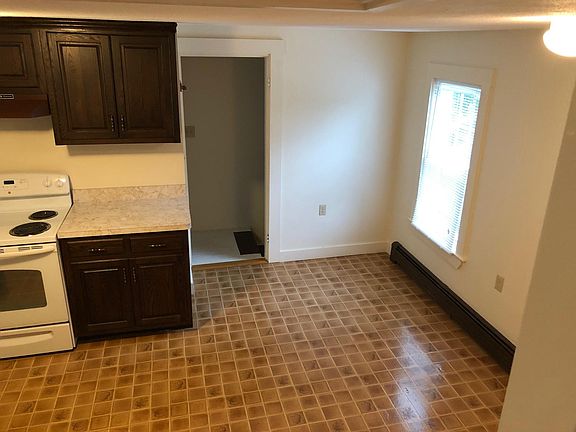 4th image of 61 Cocasset St #2