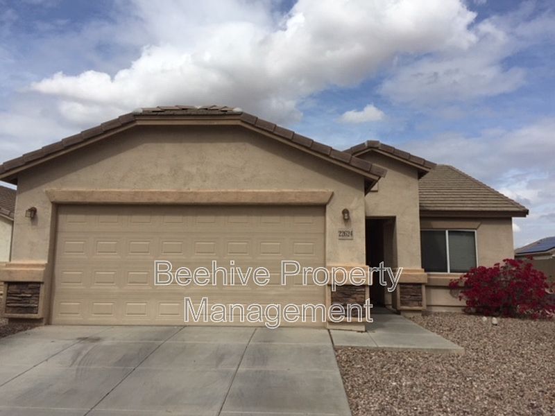 1st image of 22624 W Mohave St