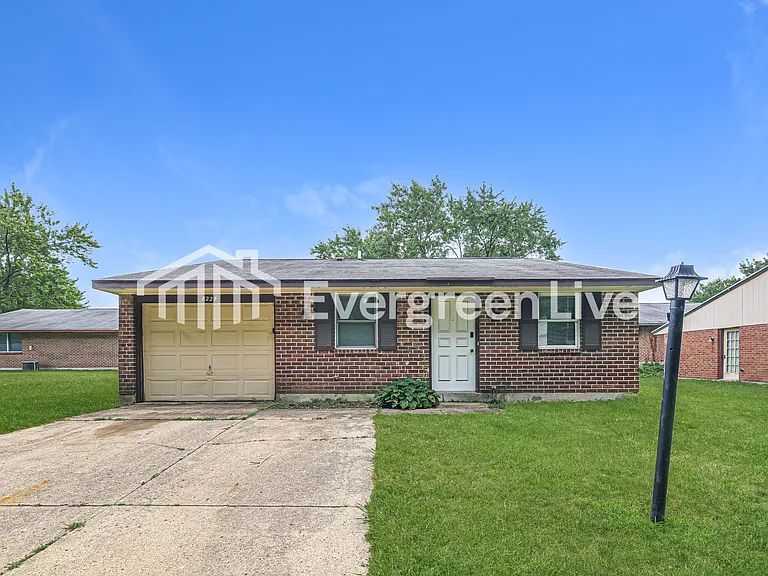 8224 Mount Charles Dr — Photo 1