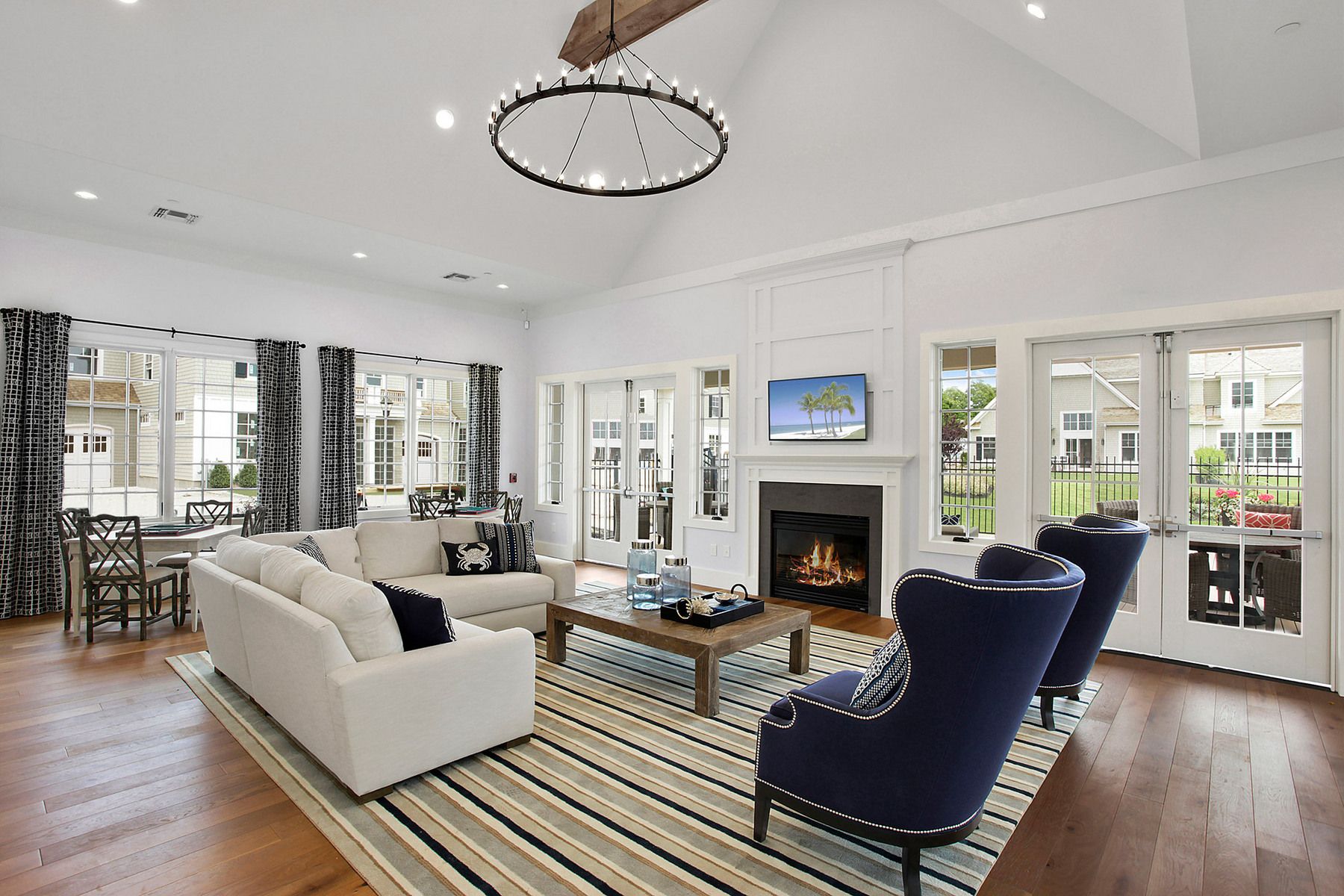 907 Ln, Pond in Southampton Out East