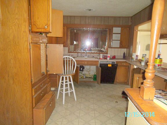 3rd image of 1418 Laverne Ave