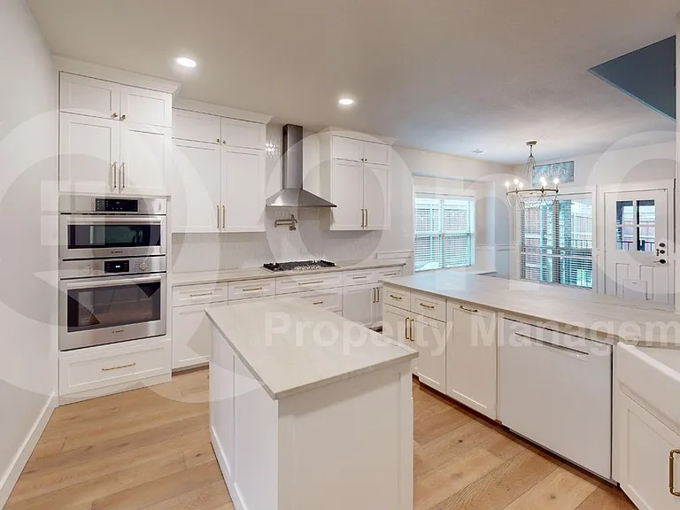 12368 Willowgate Dr — Photo 3