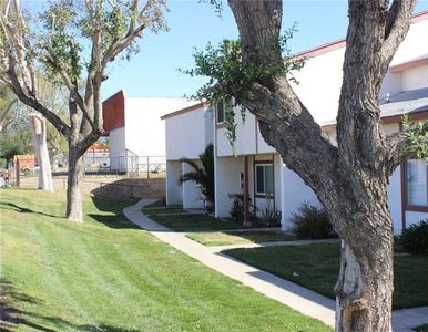 365 N Eucalyptus Ave APT 11, Rialto, CA, 92376
