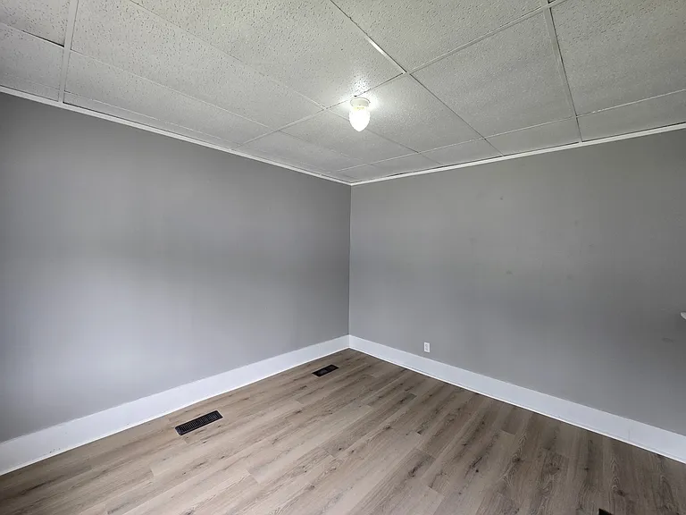 508 Mobile St — Photo 2