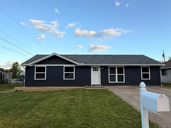 132 Valley View Dr, Waverly, OH 45690