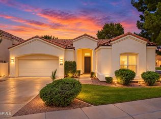 2166 W Peninsula Cir, Chandler, AZ 85248
