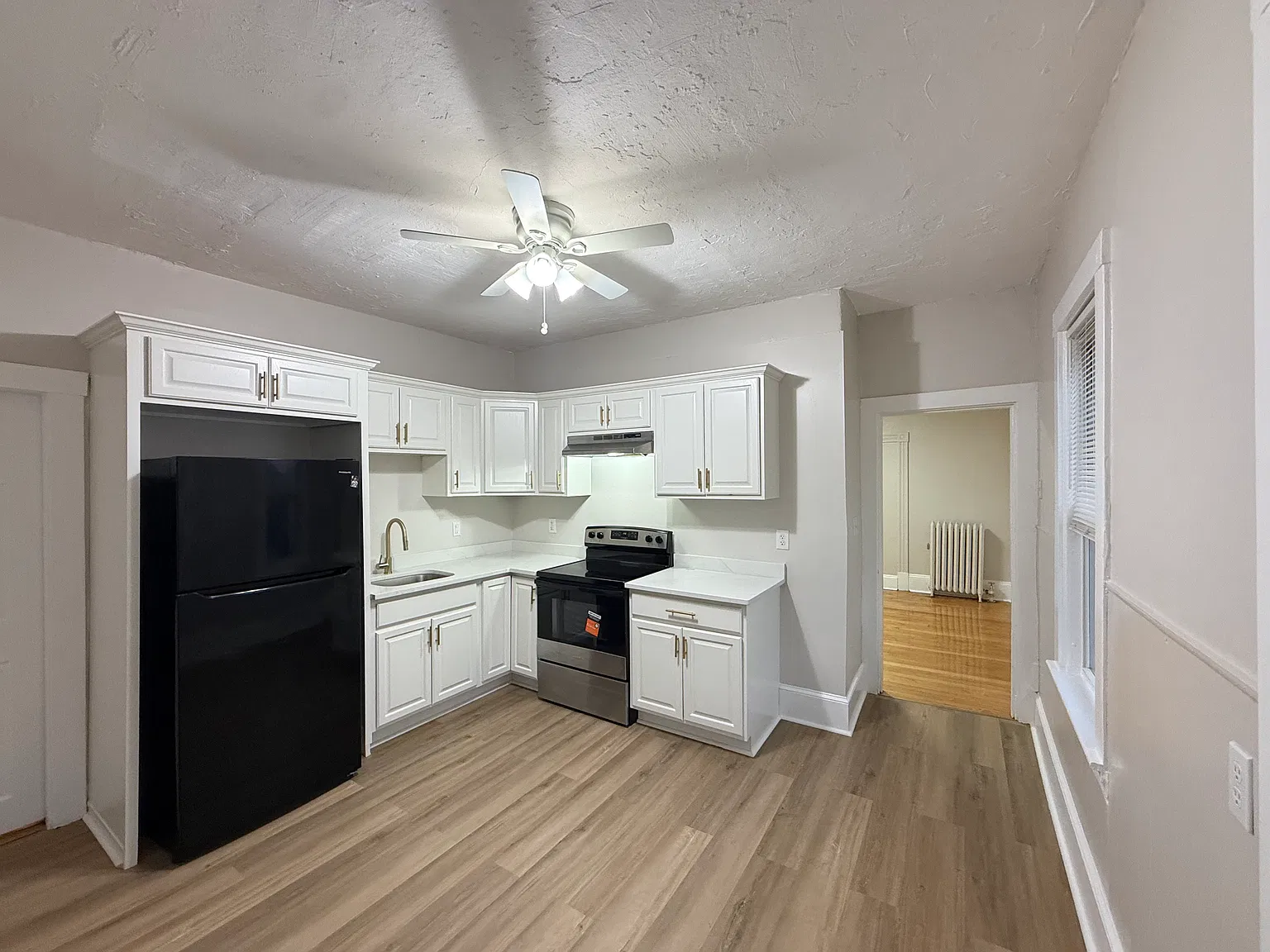 85 French Ave — Photo 3