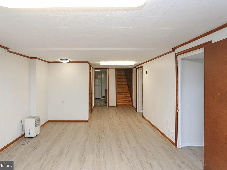 807 Danza Rd — Photo 29