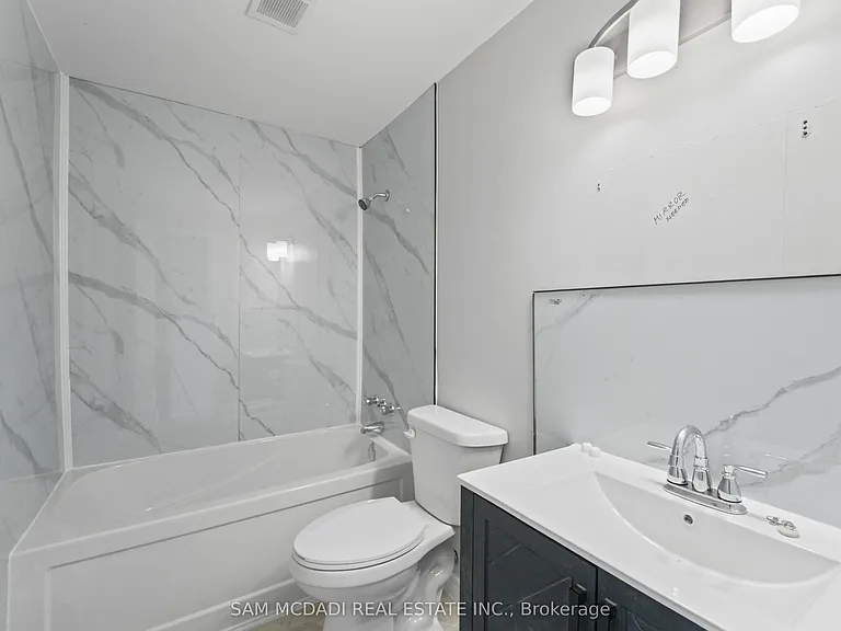 62 Spencer St E #202 — Photo 19