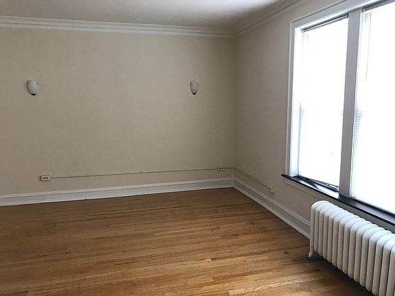 4th image of 2136 S 61st Ave #4