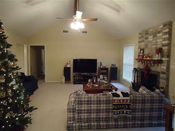 2nd image of 12965 Aspen Ln