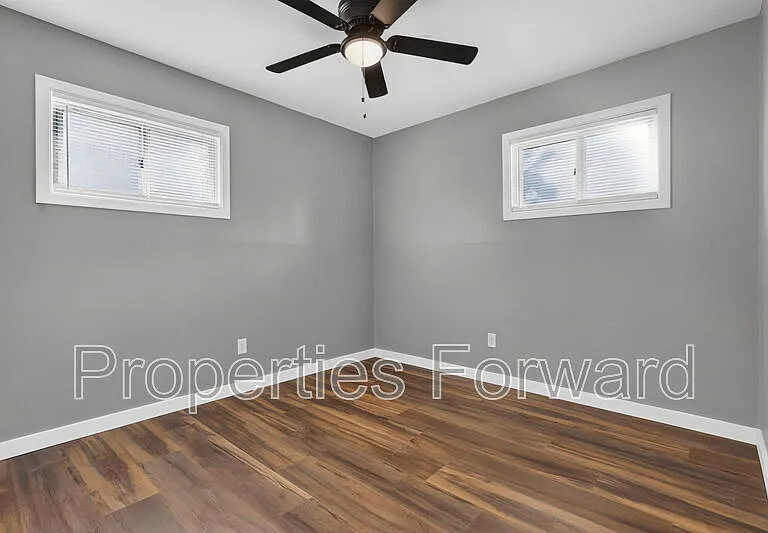 4330 Joseph St — Photo 24