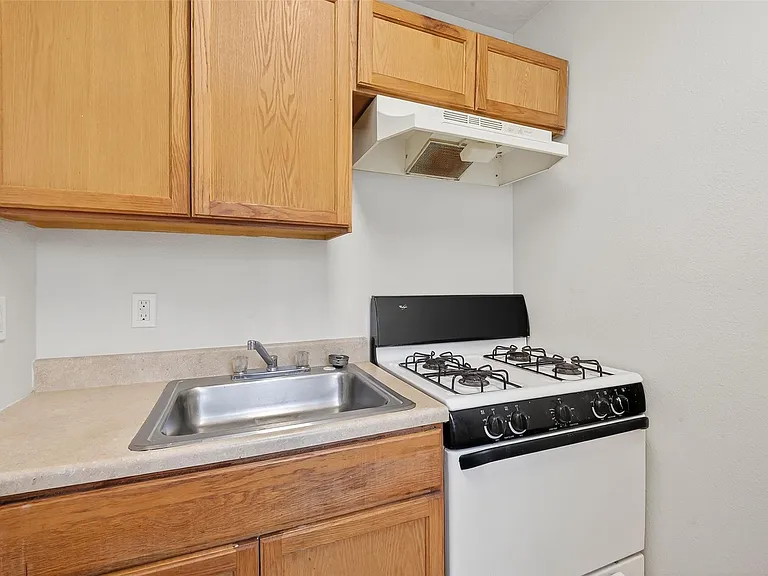 7742 Park Place Blvd #4 — Photo 10