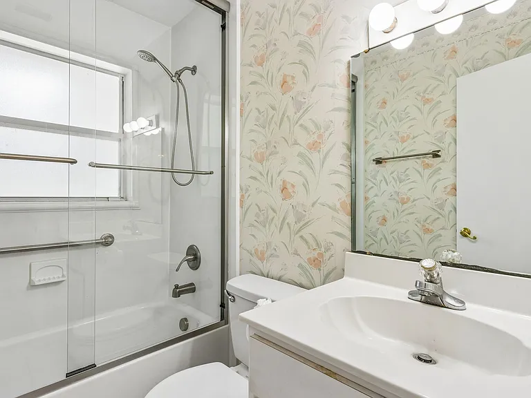 2406 Husson Ave — Photo 23