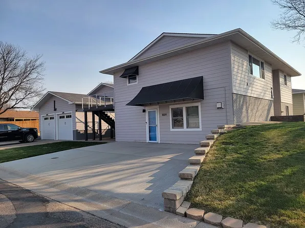 1009 Court Ter, Colby, KS 67701