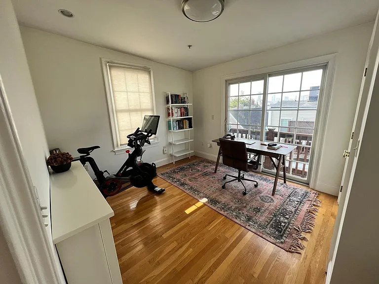371 Dorchester St #5 — Photo 9