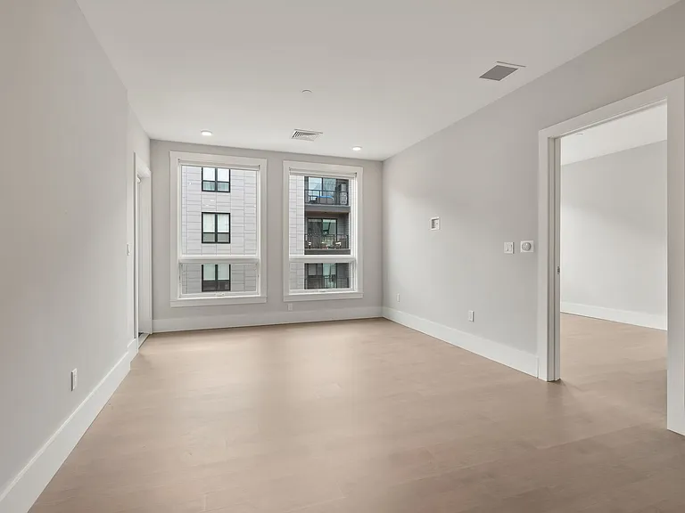 3193 Washington Street — Photo 24