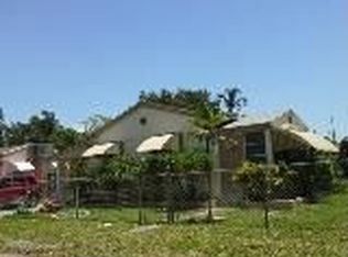 110 NE 2nd Ave, Hallandale, FL 33009