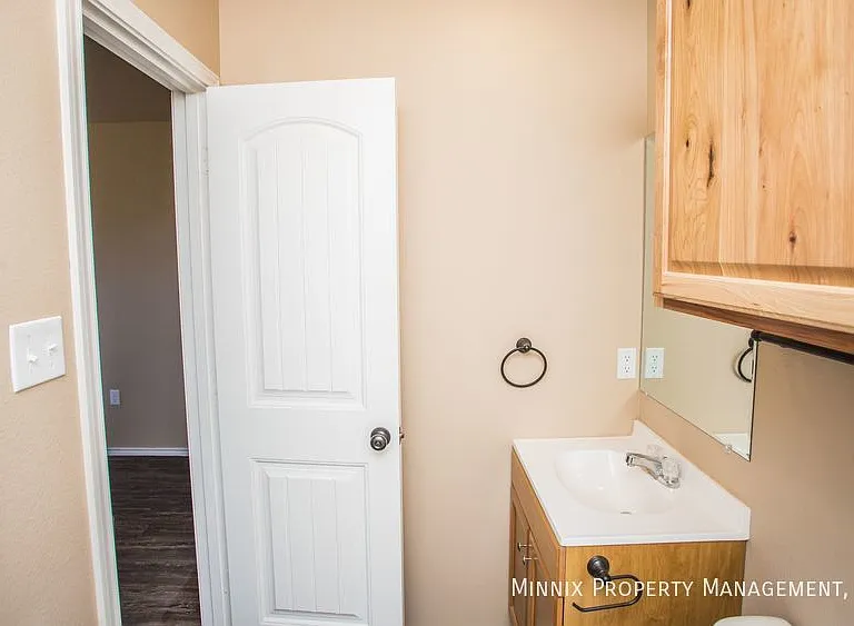2602 N Avenue P — Photo 10