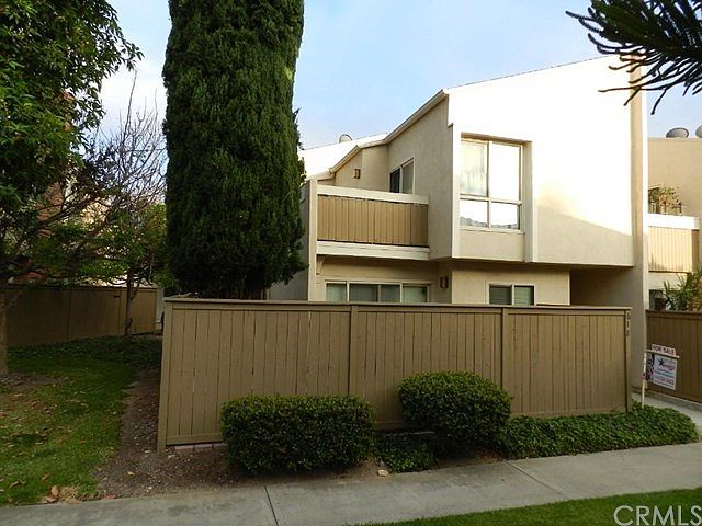 2nd image of 618 Brookview Way #65