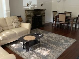 27 N Bayles Ave FLOOR 1, Pt Washington, NY 11050