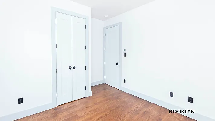 Rented by Nooklyn NYC LLC | media 5