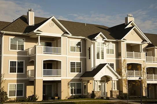 Knoll Crest Apartments — Photo 30