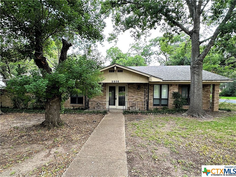 1st image of 2906 Pecan Dr