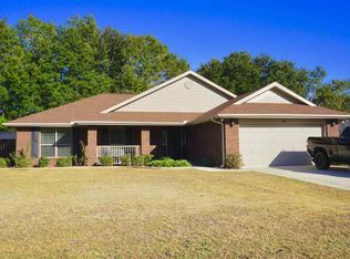 1686 Hollow Point Dr, Cantonment, FL 32533