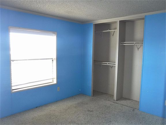 5th image of 3241 Erwin Ln