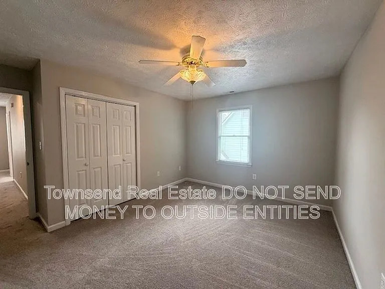 2012 Fig Ct — Photo 13