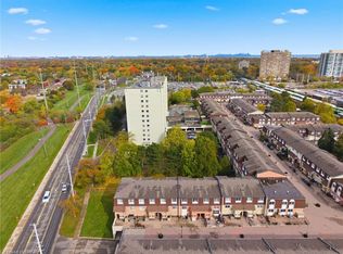 2170 Bromsgrove Rd #175, Mississauga, ON L5J4J2