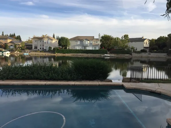 3117 Harbour Shore Ln, Elk Grove, CA 95758