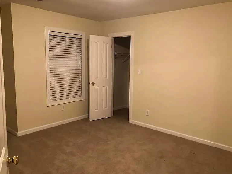 506 Eagle Pointe Dr — Photo 18