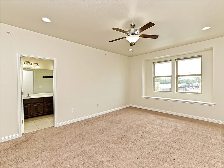 6814 E Riverside Dr #63 — Photo 14