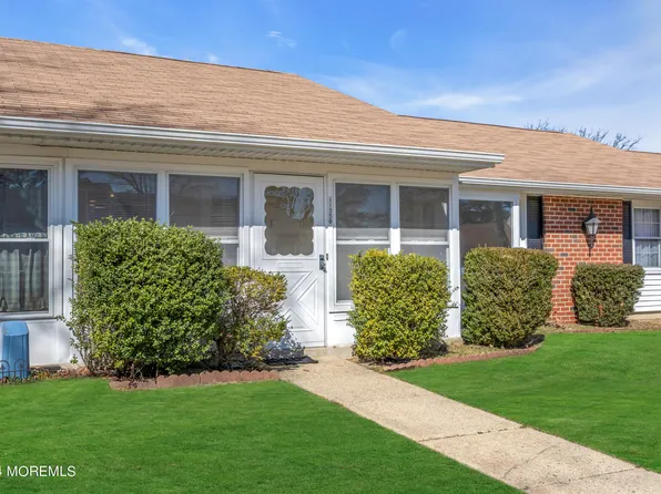 1135B Argyll Circle, Lakewood, NJ 08701