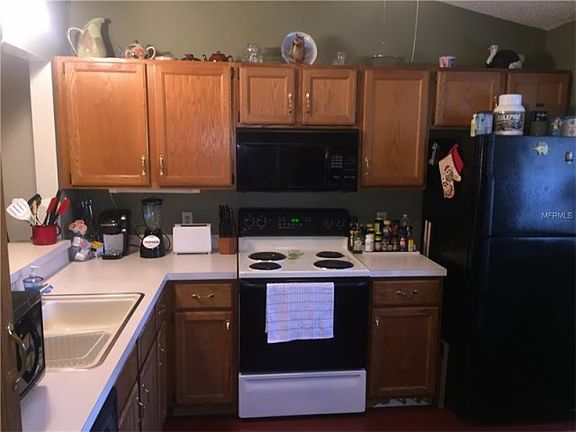2nd image of 2922 Squire Oak Ct