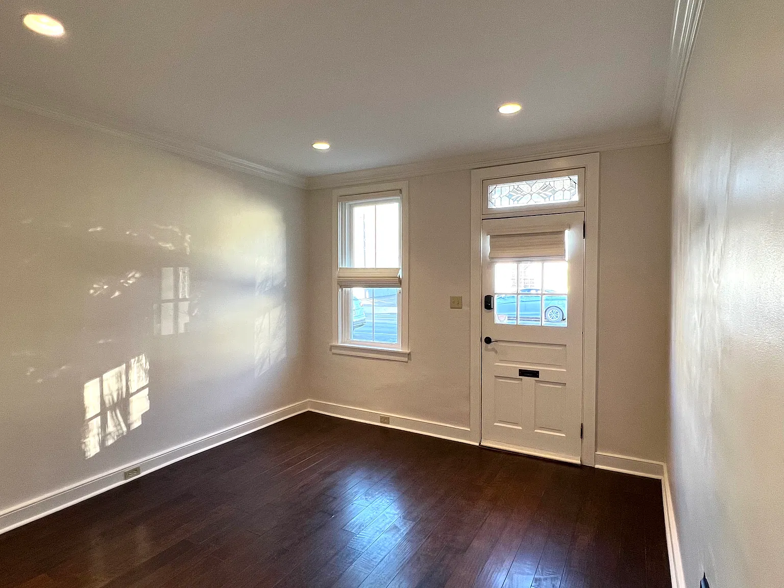 2 bed, 1150 sqft, $1,800 — Photo 2