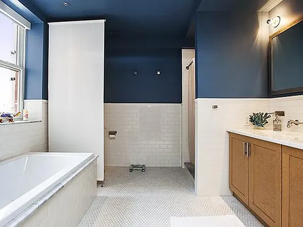 213 West 23rd Street 5S image 3 of 12