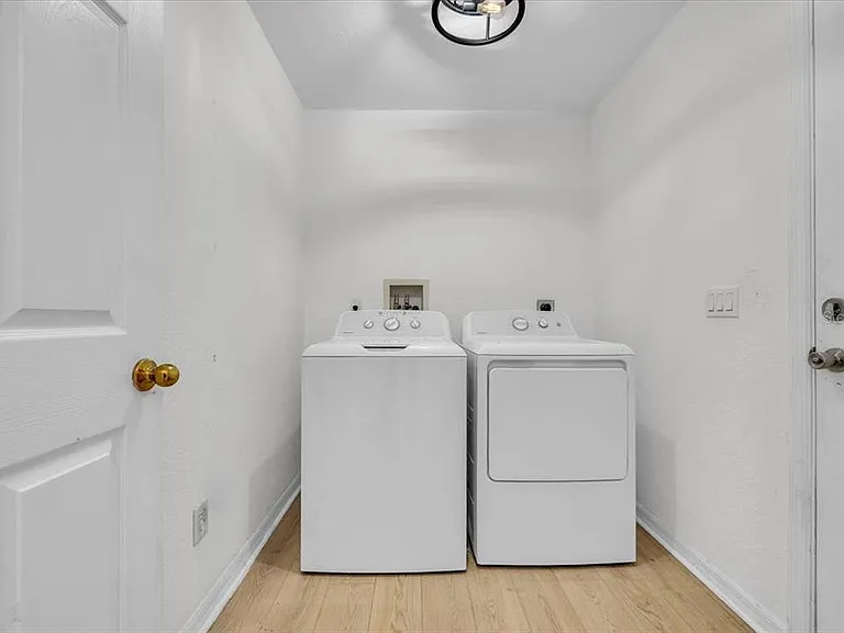 1708 Blue Lake Cir — Photo 33